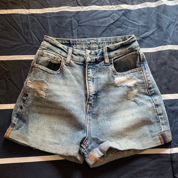 American Eagle Outfitters Pants - High rise shorts